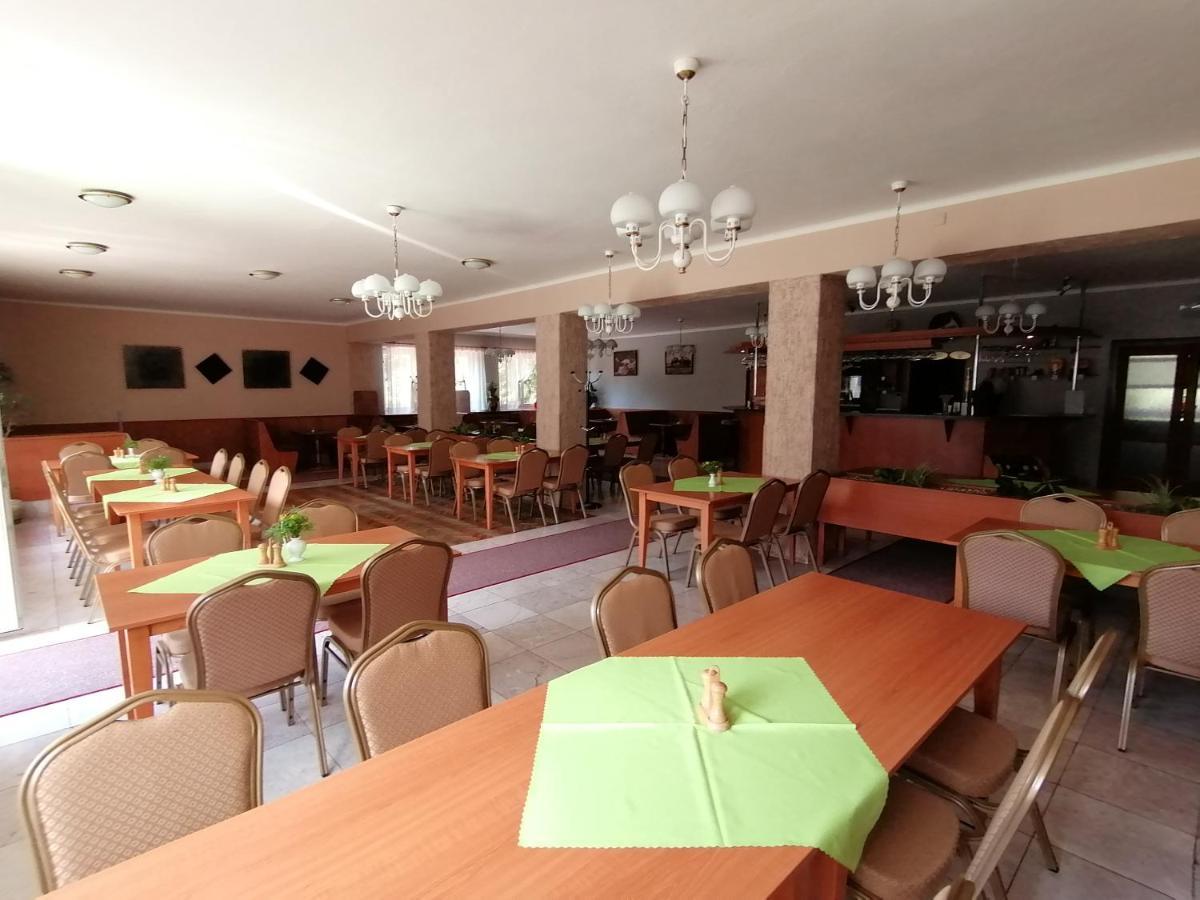 Bungalovy Pri Hoteli Spojar Žiar Εξωτερικό φωτογραφία